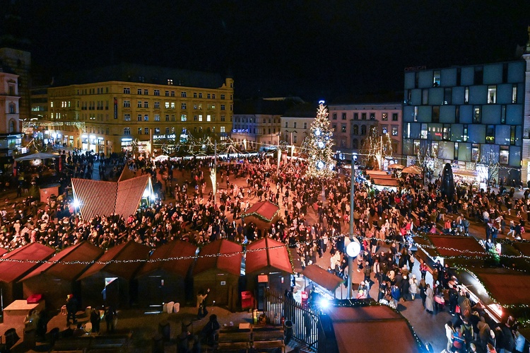 Vánoční trhy na náměstí Svobody. Foto: Marie Schmerková