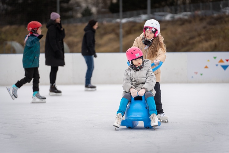 Veřejné bruslení na ledové ploše za Lužánkami. Foto: Starez-Sport