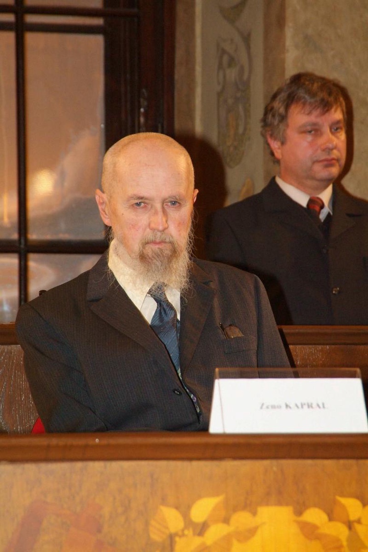 Zemřel básník Zeno Kaprál