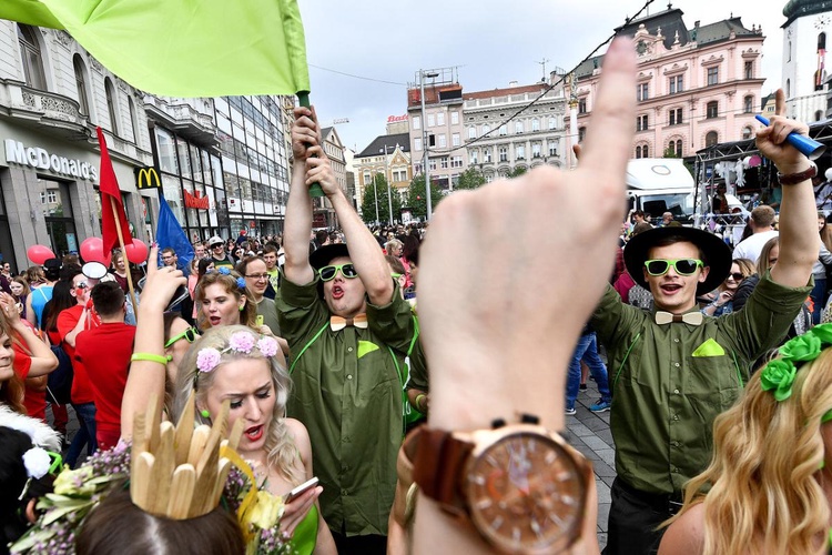 Studenti oslaví v sobotu svůj svátek. Majáles startuje na náměstí Svobody