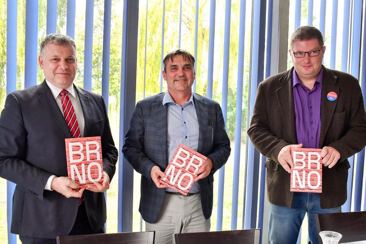 Vychází rozšířené verze autentického průvodce TO JE BRNO