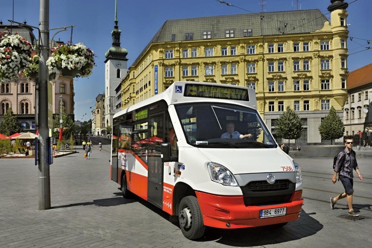 Turistický minibus opět vyjíždí do ulic