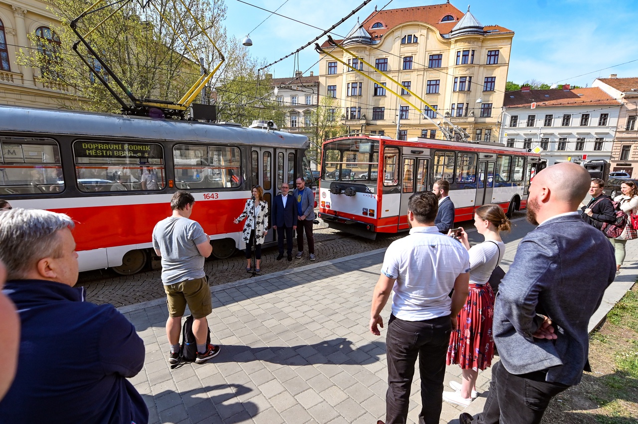 Dvě tramvaje a šest trolejbusů zamíří do Charkova