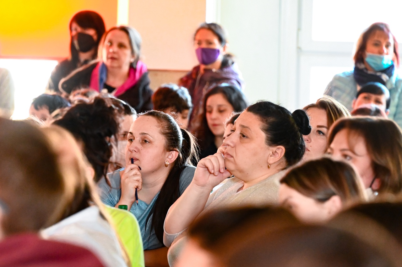 Informační schůzka pro ukrajinské maminky s dětmi o zapojení se do školského systému