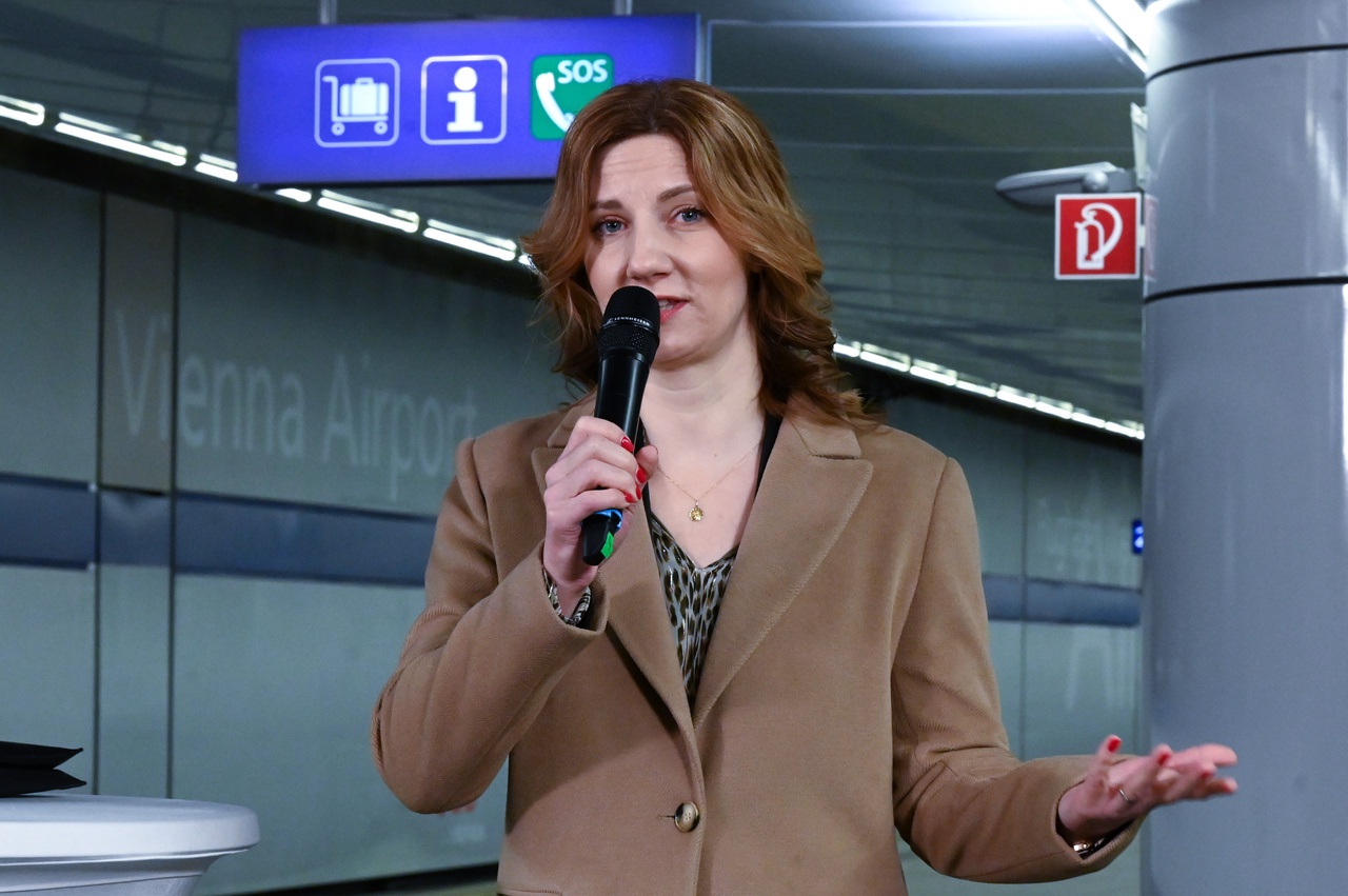 Pilotní jízda přímým vlakovým spojením z Brna na letiště ve Vídni
