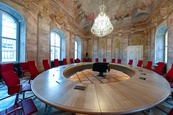 Obnova barokního sálu Rady na Nové radnici je hotová