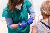 Brífink u příležitosti 100 000. naočkované vakcíny v očkovacím centru na BVV
