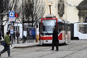 Nová mobilní aplikace upozorní na riziko střetu s tramvají