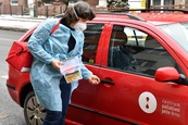 Mobilní týmy z městské polikliniky zahajují očkování imobilních občanů starších 80 let
