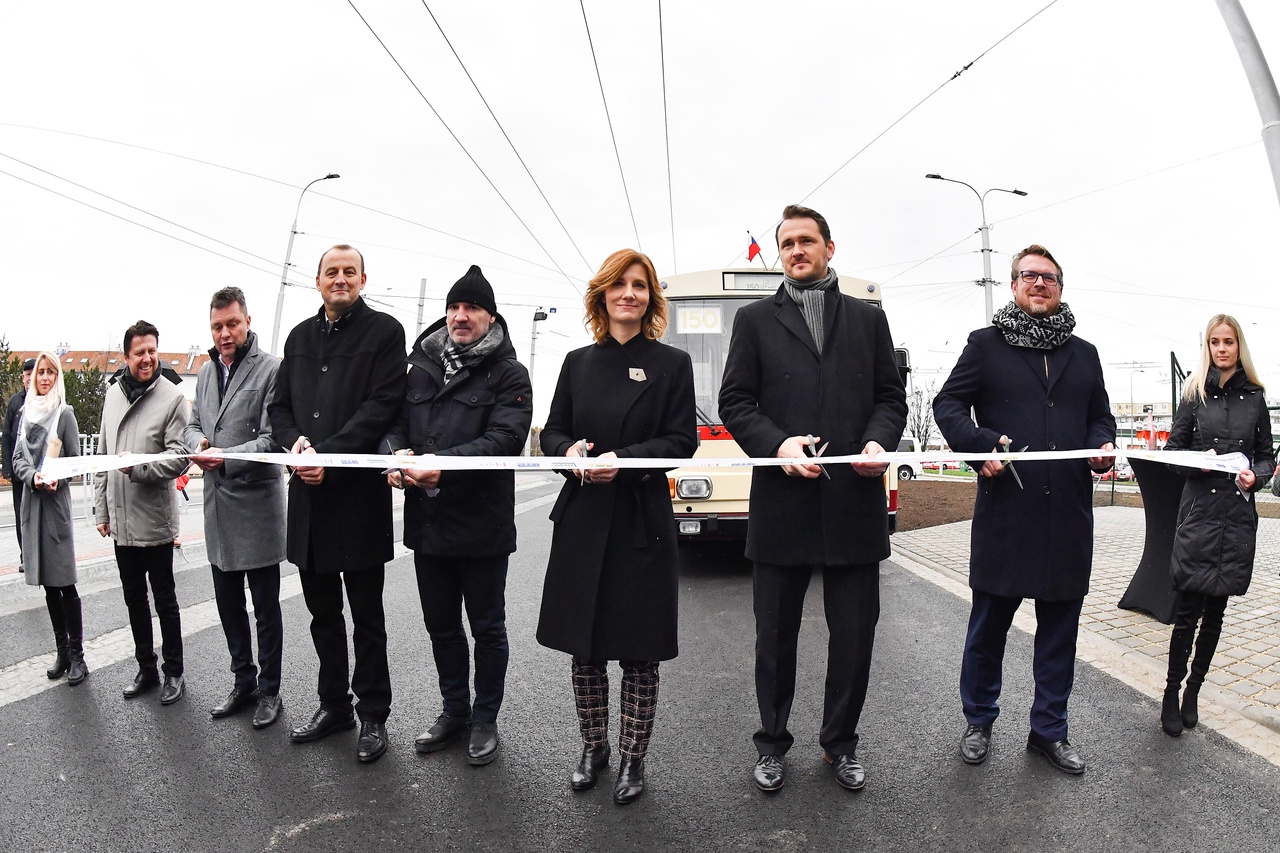 Slavnostní otevření nové trolejbusové trati Novolíšeňská-Jírova a zprůjezdnění Zábrdovického mostu
