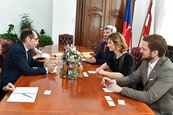 Přijetí velvyslance Francie v ČR Rolanda Galharagua