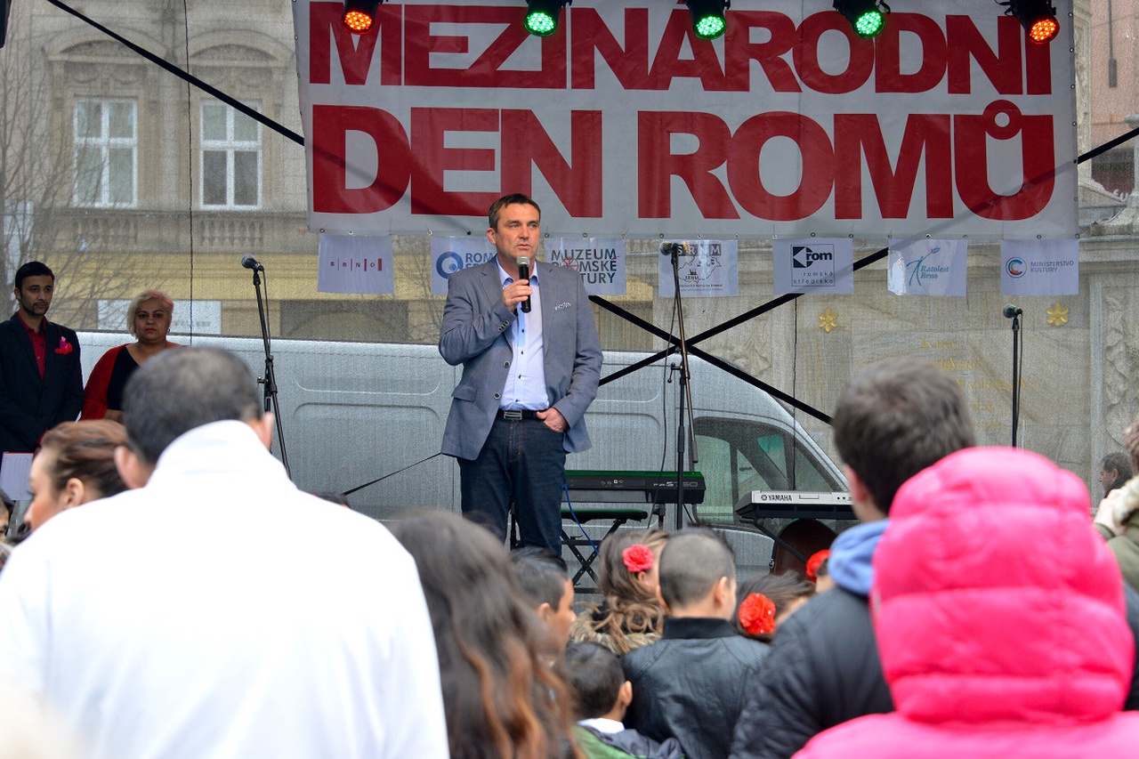 Mezinárodní den Romů konaný u příležitosti Brněnského týdne romské hrdosti 2015