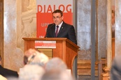 Zahájení 24. sympozia Dialog uprostřed Evropy na téma Kam kráčí demokracie?