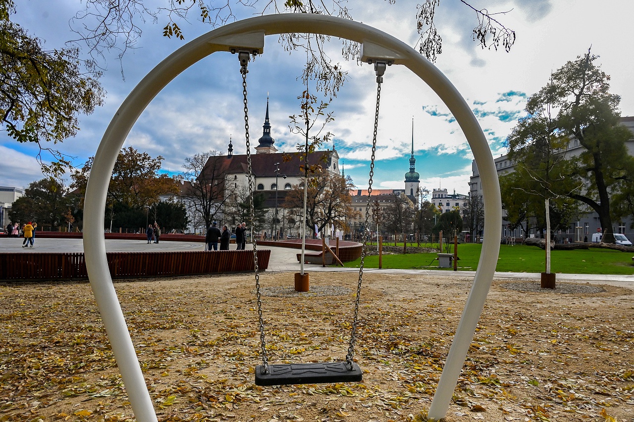 Park Moravské náměstí: hlavní obrázek