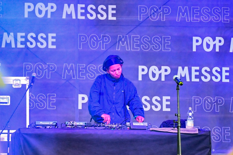 Vystoupení na hudebním festivalu Pop Messe z roku 2022. Foto: Marie Schmerková