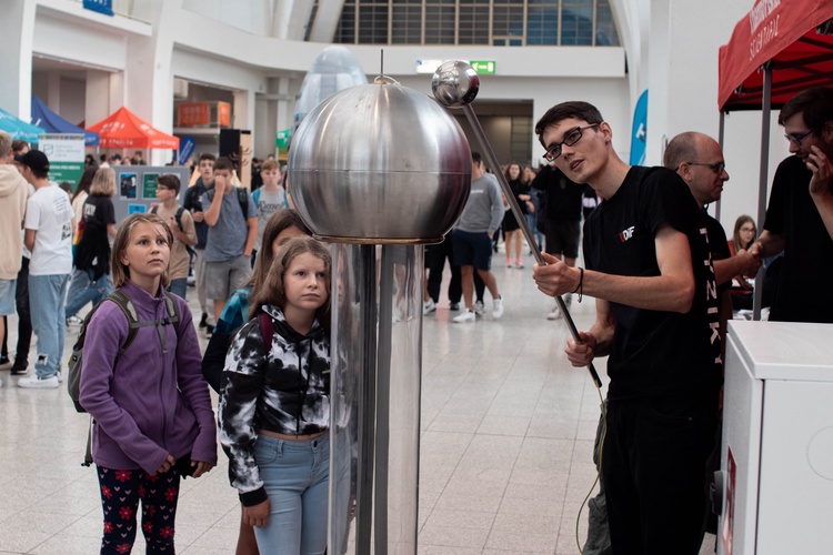 Program Festivalu vědy a techniky na brněnském výstavišti. Foto: Facebook Thermo Fisher Scientific CZ
