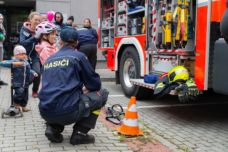 K vidění bude hasičské auto, retro autobus nebo práce vodicích psů. Foto: MMB